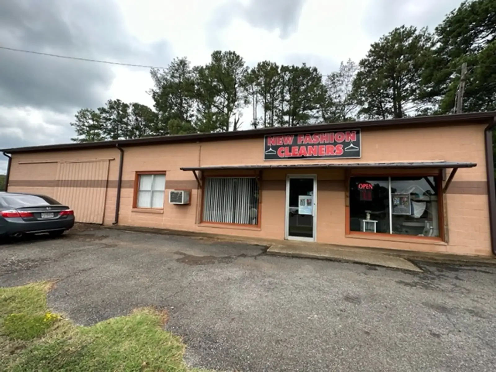 Dry Cleaners For Sale