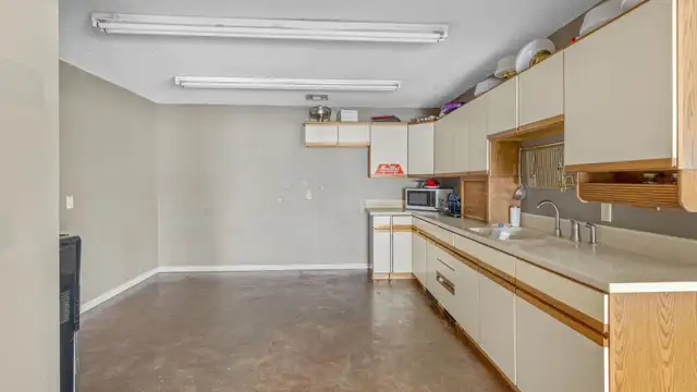 3806 Common St thumbnail 4