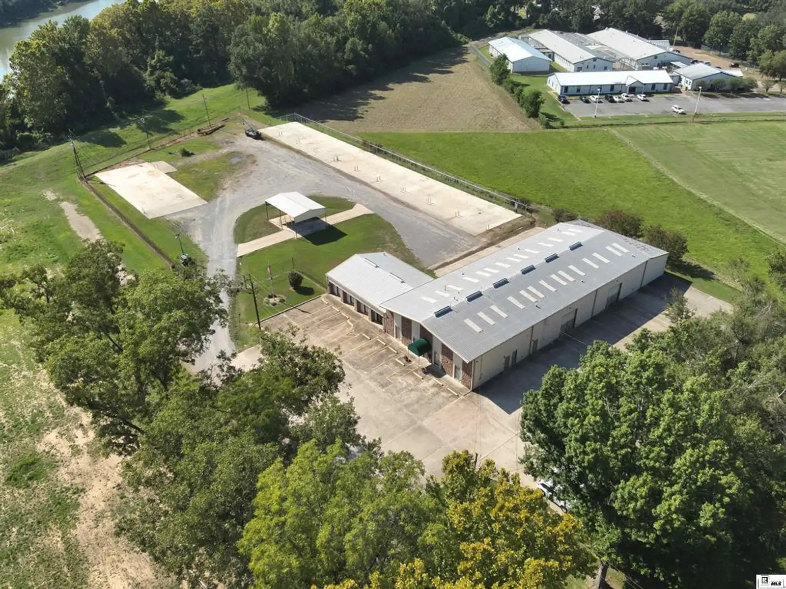 505 District Rd