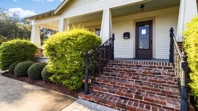 104 S Jefferson St thumbnail 3