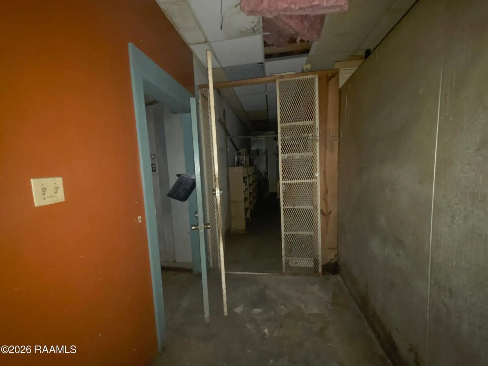 106 St Charles St image 18