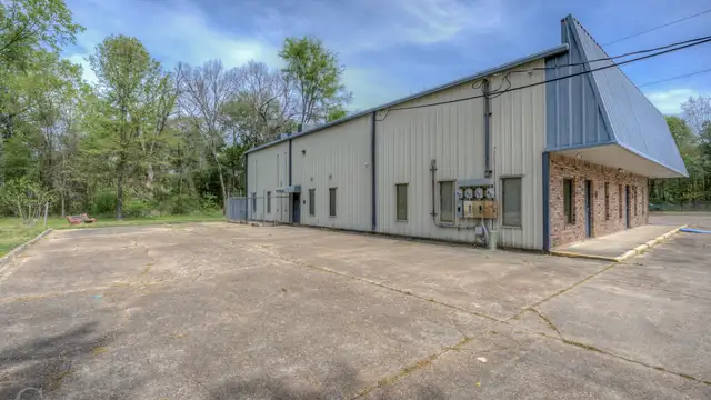 7840 Jewella Ave thumbnail 5