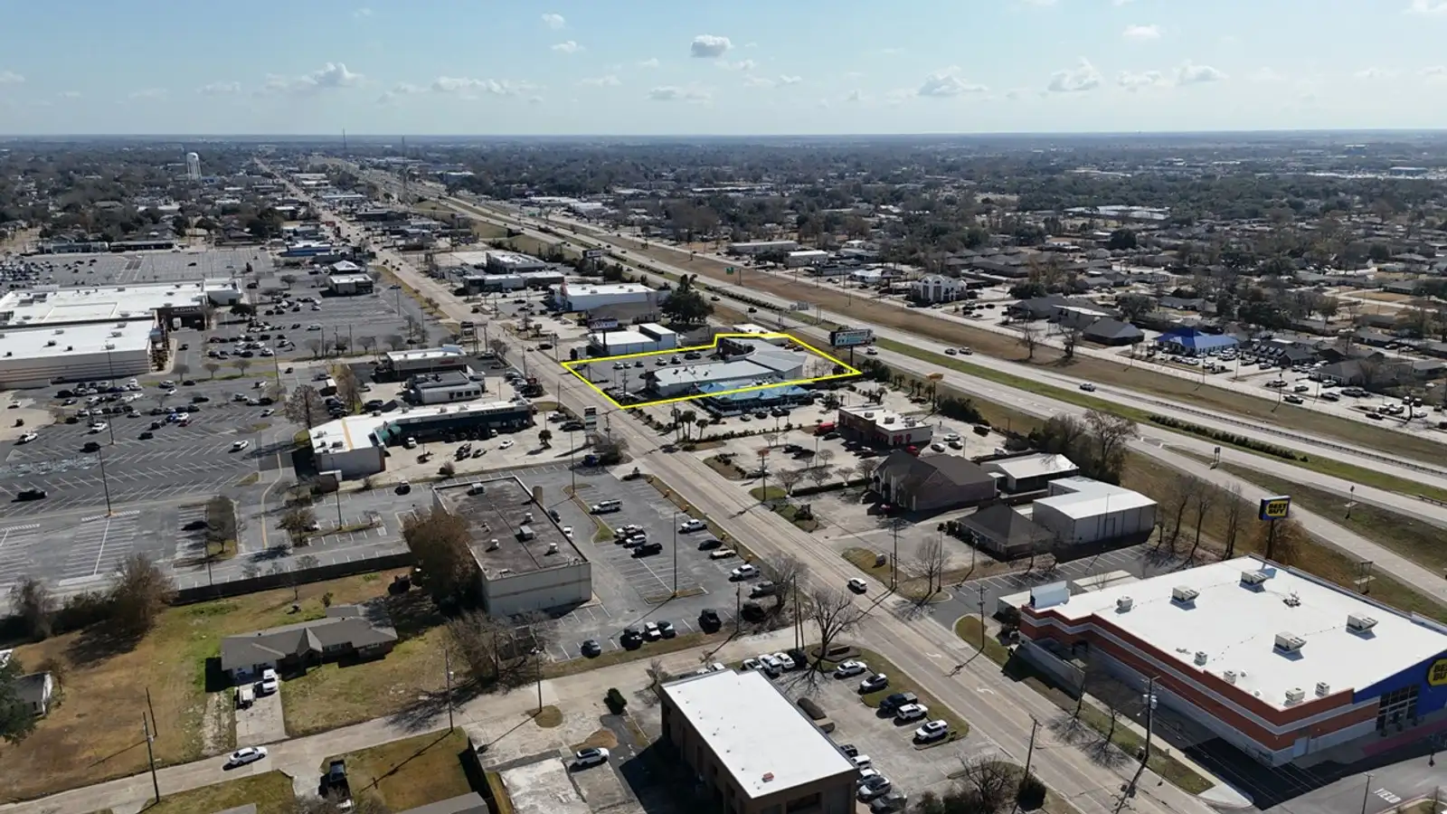 Magnolia Square image 7