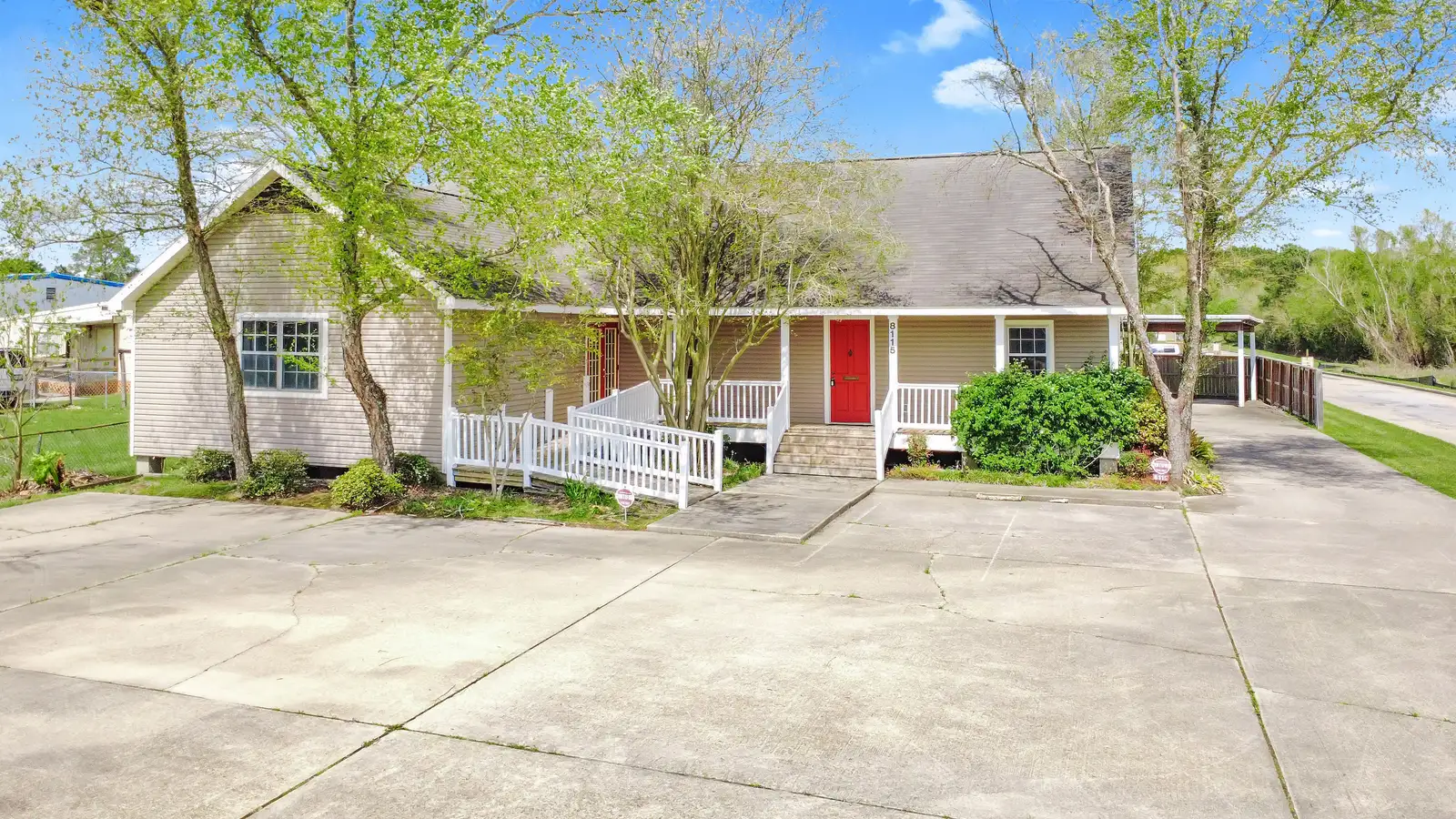 8115 Vincent Rd