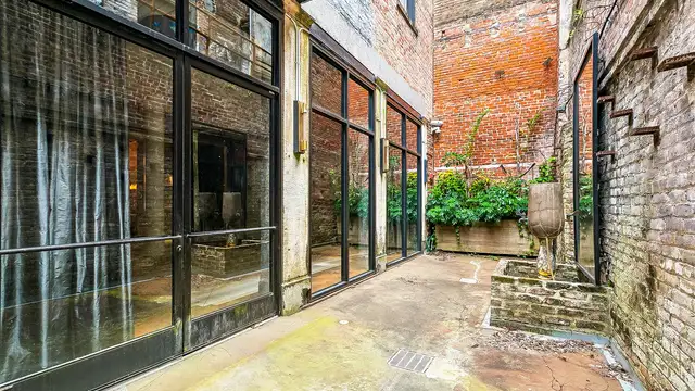View image 11