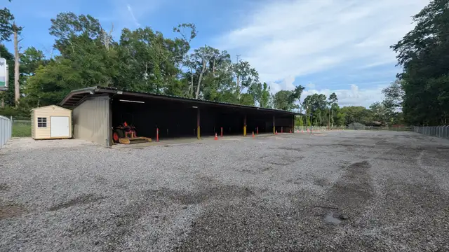 Turnkey Self Storage Lot thumbnail 5