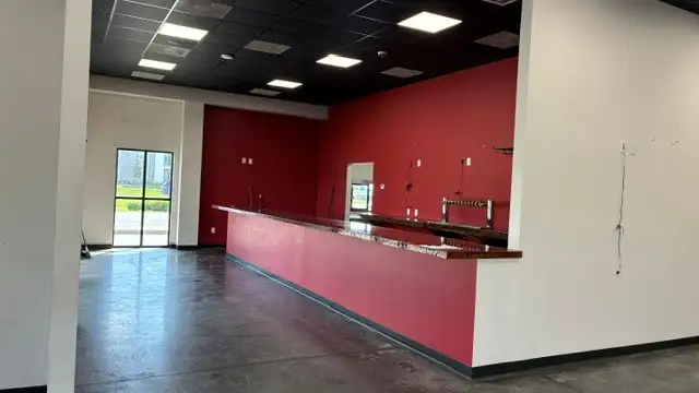 Youngsville  Restaurant Vacancy thumbnail 4