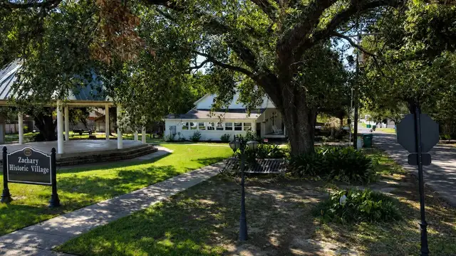Historic Space in Downtown Zachary thumbnail 5