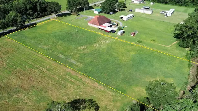 438 Miller Rd thumbnail 3