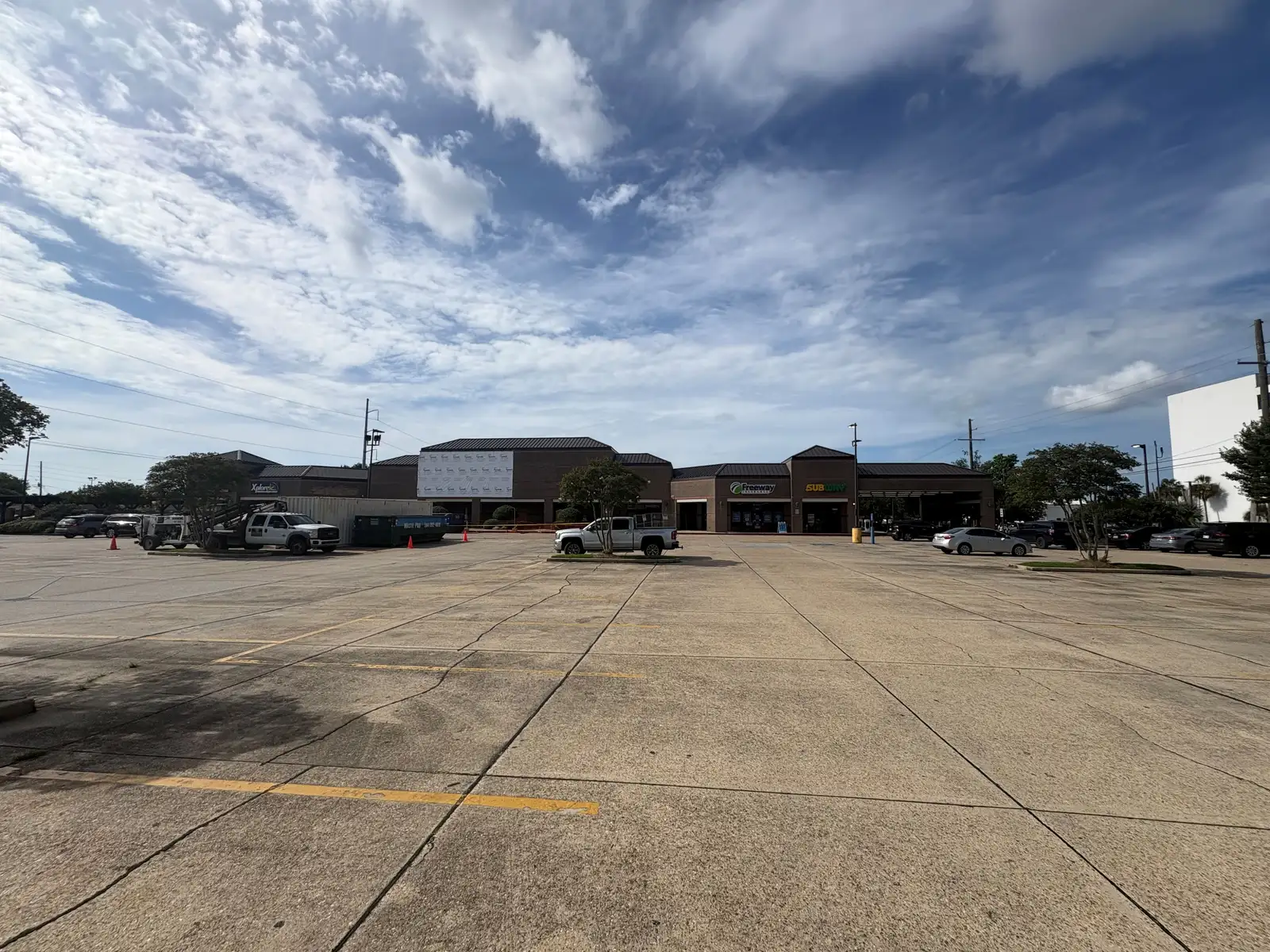 Sublease Space Adjacent to ALDI Grocery