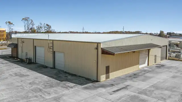 ±12,563 SF Single Tenant Warehouse/Office | For Lease thumbnail 4