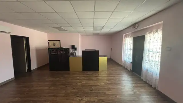View image 11