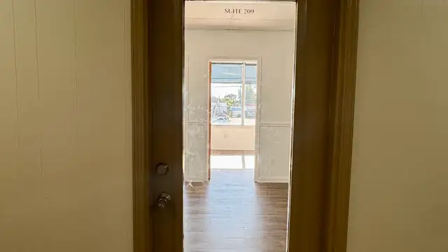 Suite 209 - Prime Veterans Blvd Office Space thumbnail 3