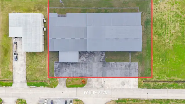 359 Equity Blvd thumbnail 2