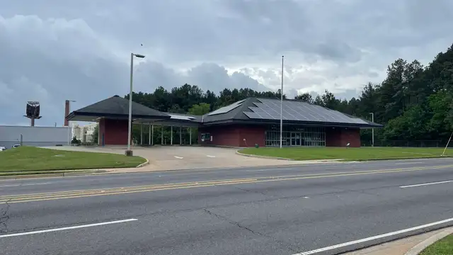 Former Bank Branch For Sale thumbnail 4