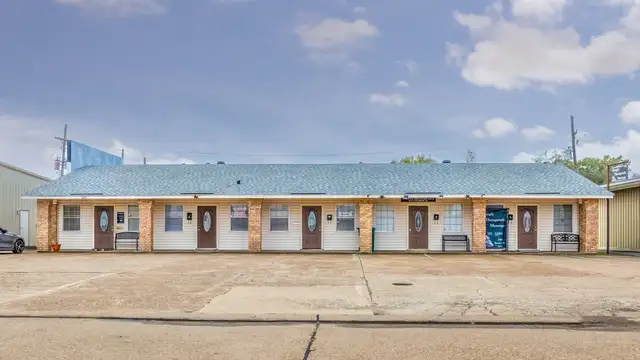 2105 Justice St thumbnail 5