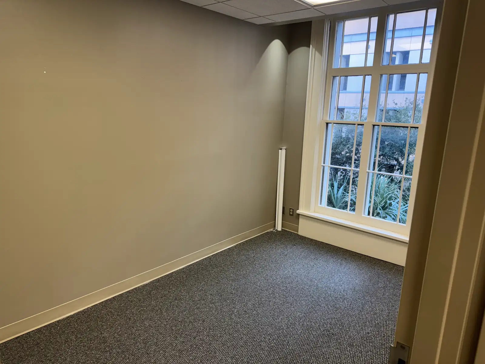 Retail Space on Carondelet image 10