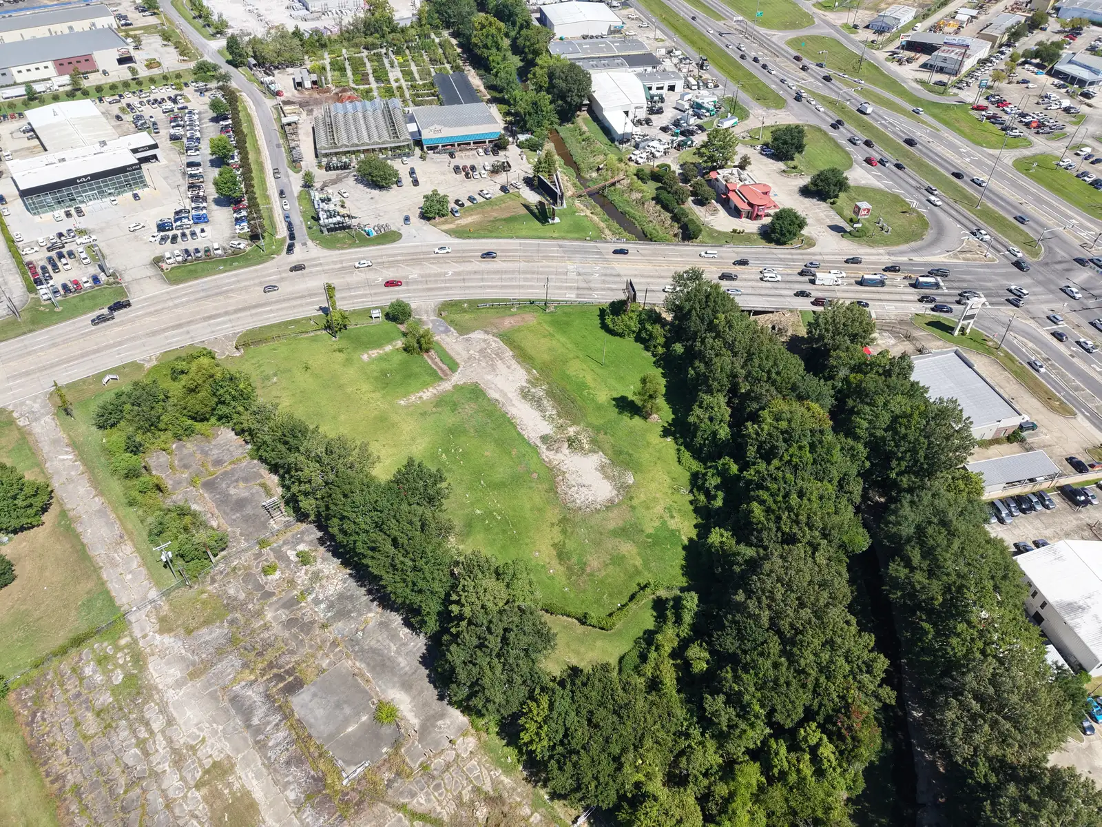 Retail Pad on High Profile Siegen Lane image 25