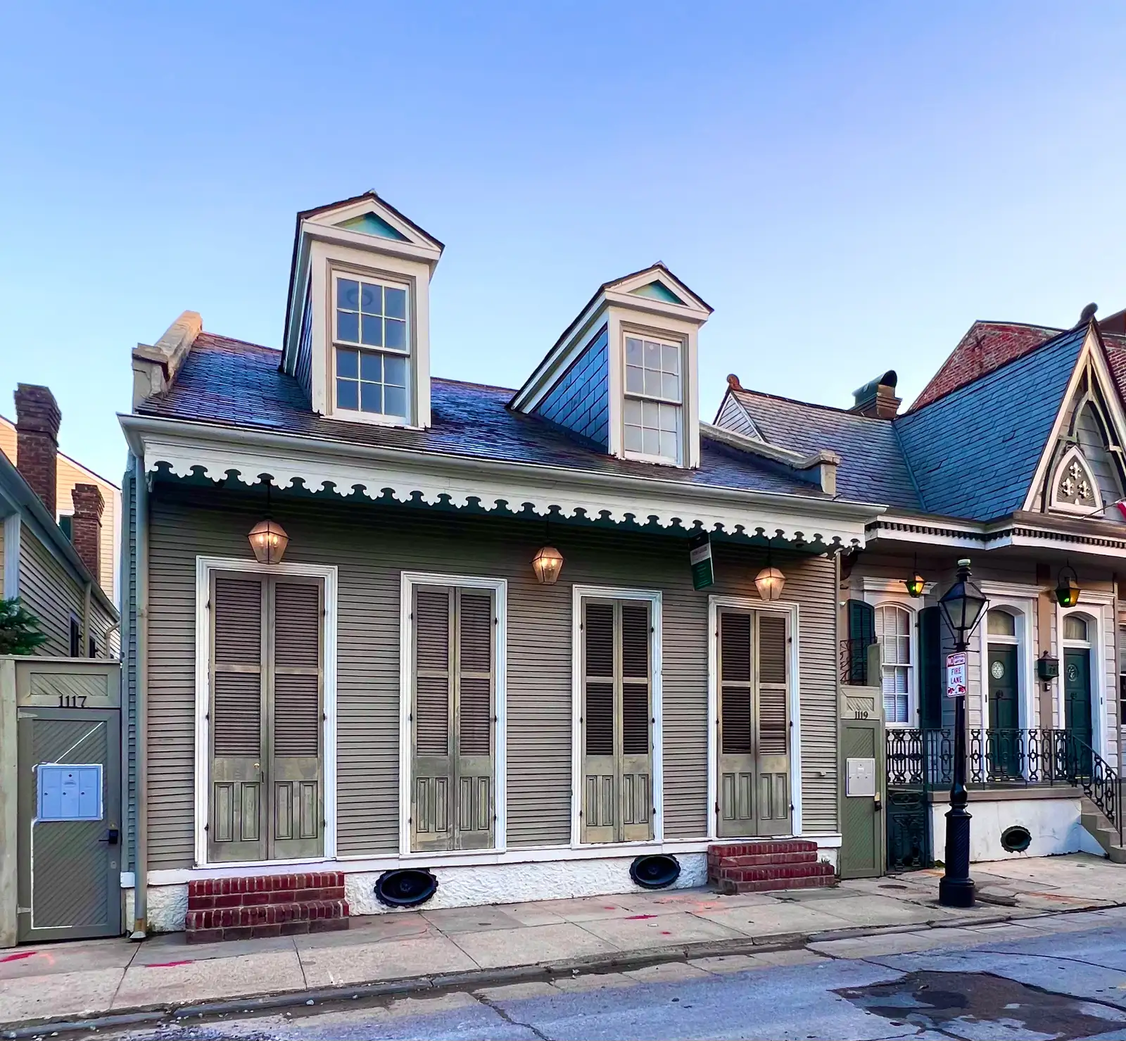 1117 Bourbon St