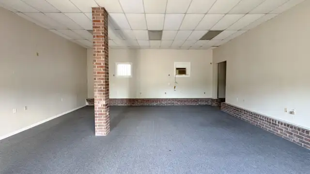 1048 N Broad St thumbnail 4