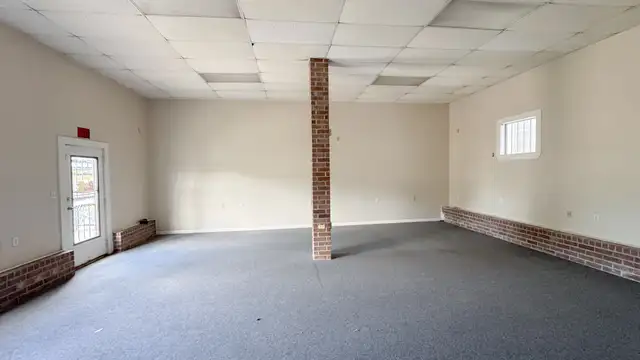 1048 N Broad St thumbnail 2