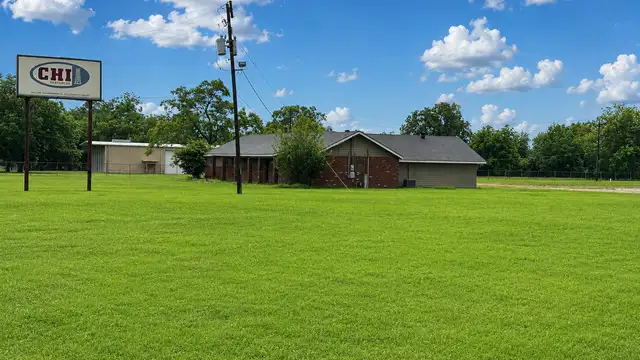 Industrial/IOS Facility: Jennings, LA thumbnail 3