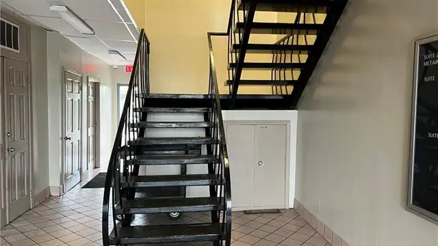 Suite 207 - Prime Veterans Blvd Office Space thumbnail 5