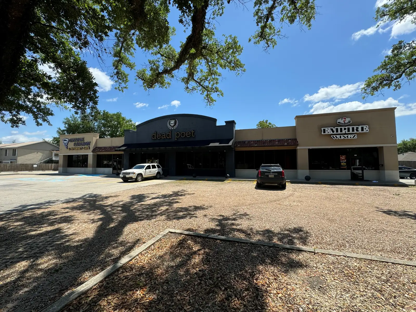 Restaurant/Bar Space Near LSU image 1
