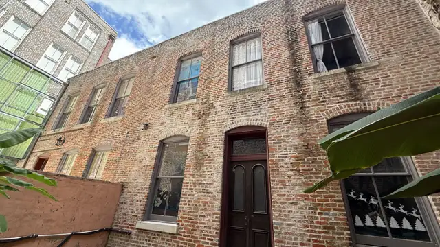 224 Chartres St thumbnail 5