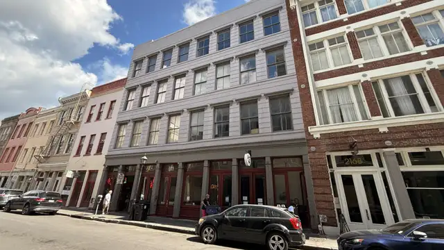 224 Chartres St thumbnail 2