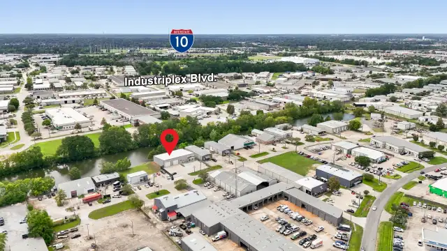 Industriplex Office Warehouse with 3 Phase Power thumbnail 4