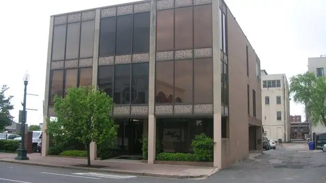 710 Spring Street thumbnail 4