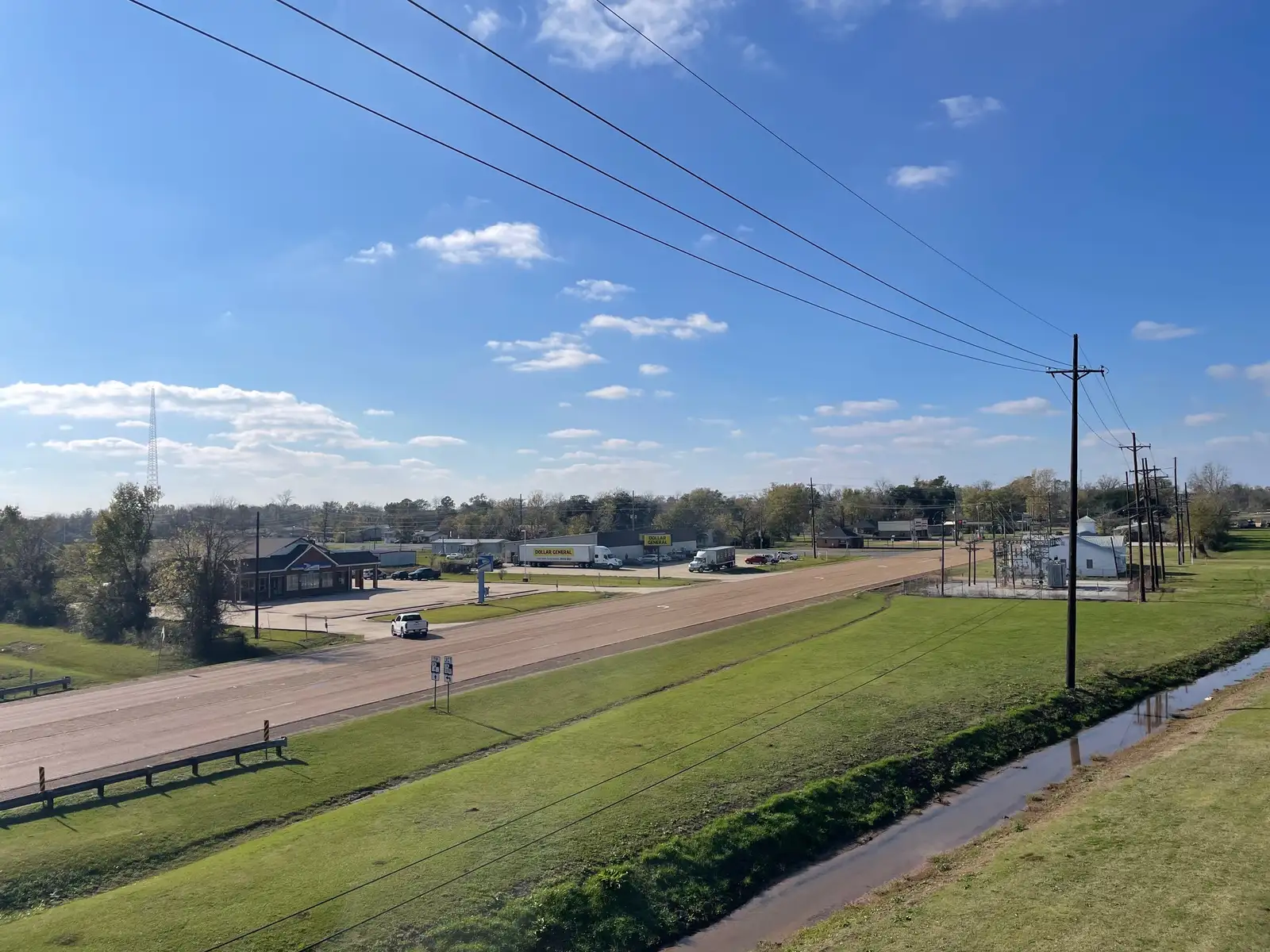 Boyce, LA Commercial Property 107 Pacific Ave