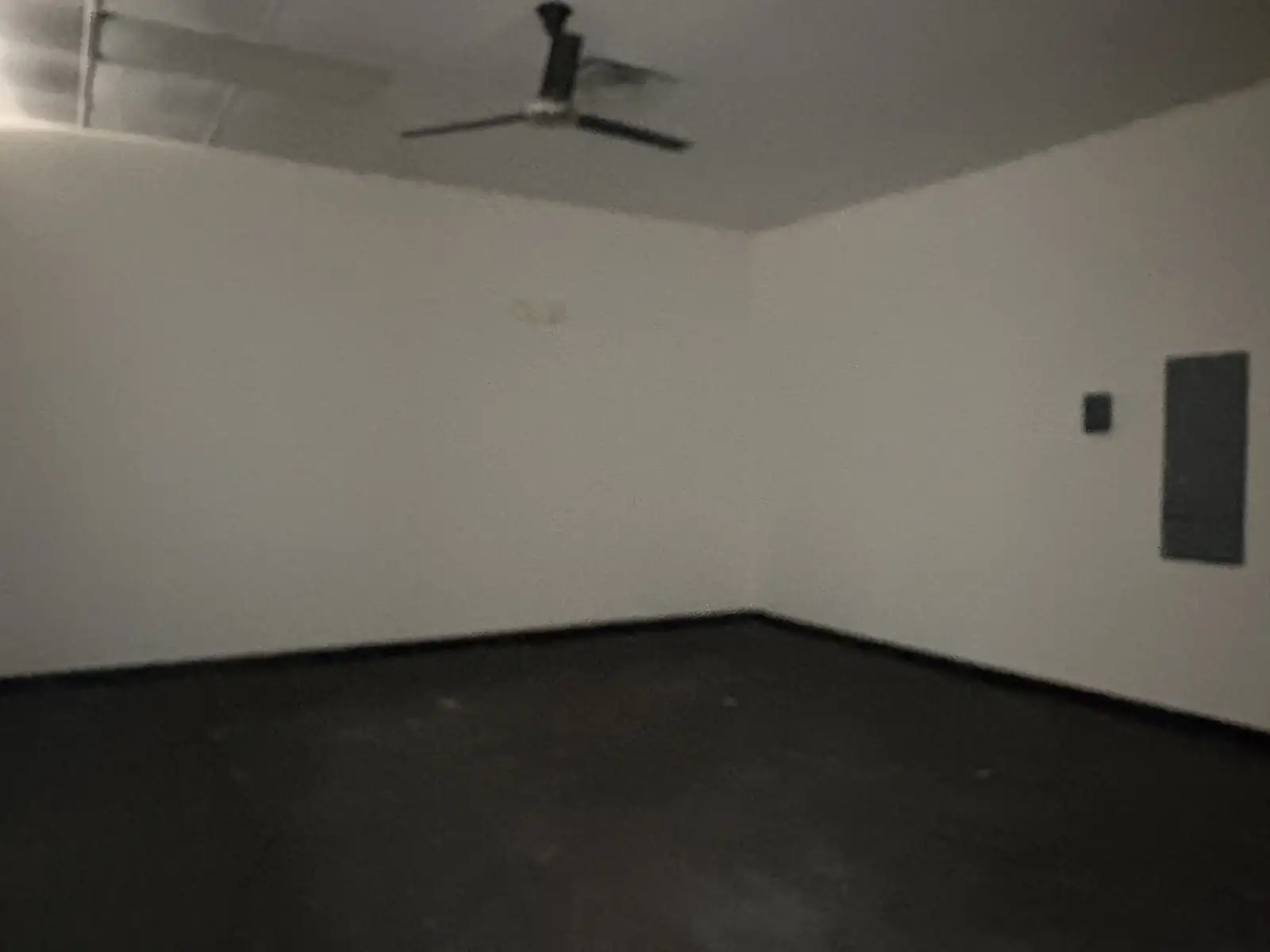 Unit 10 - Magnolia Plaza Shopping Center