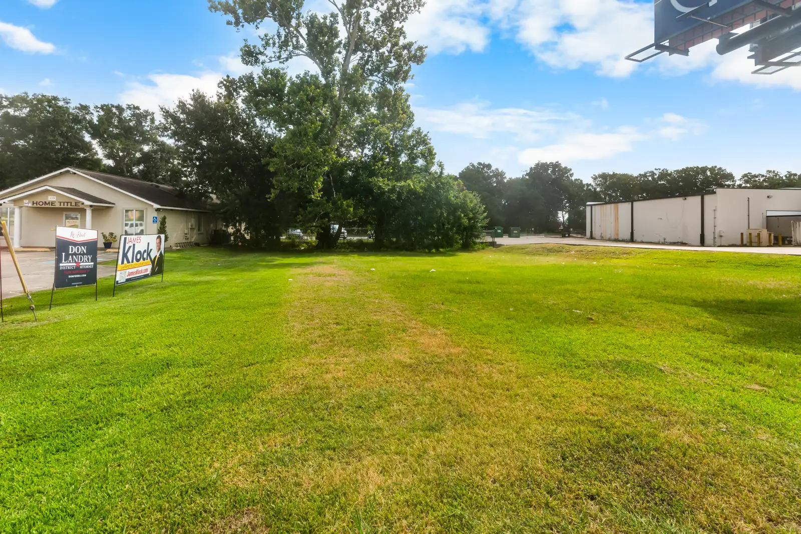 2623 E Pinhook Rd