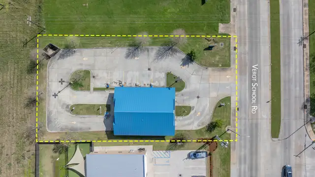 2849 Verot School Rd thumbnail 2