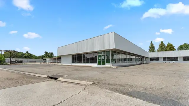 947 Florida Ave SW thumbnail 4