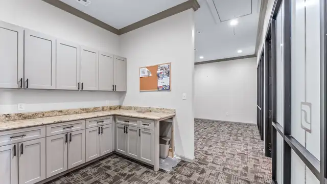 View image 19