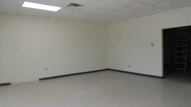 5039 Fairfield St thumbnail 3
