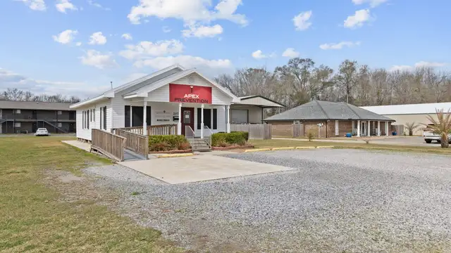 207 N Luke St thumbnail 3