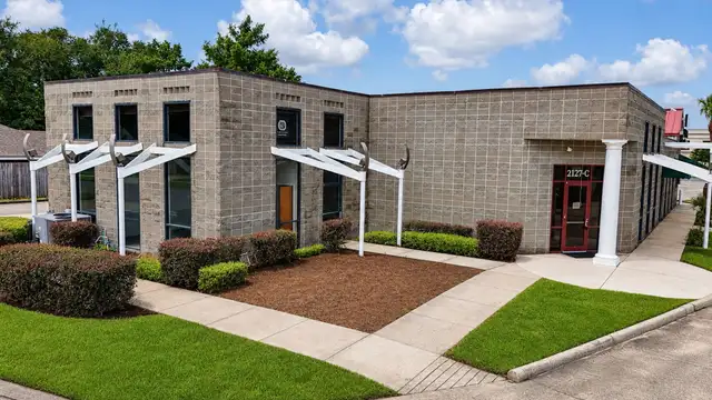 2127 Kaliste Saloom Rd Unit C thumbnail 2
