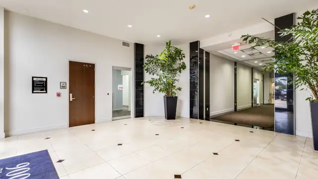 900 E St Mary Blvd thumbnail 2