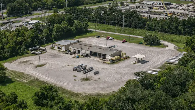 37250 E Hwy 30 thumbnail 2