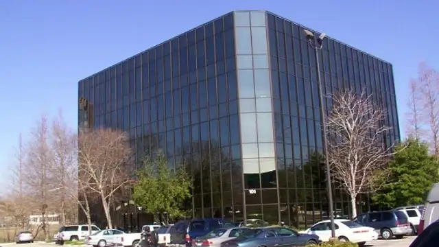 AMG Tower thumbnail 4
