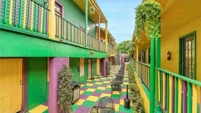 2311 N Rampart St thumbnail 5