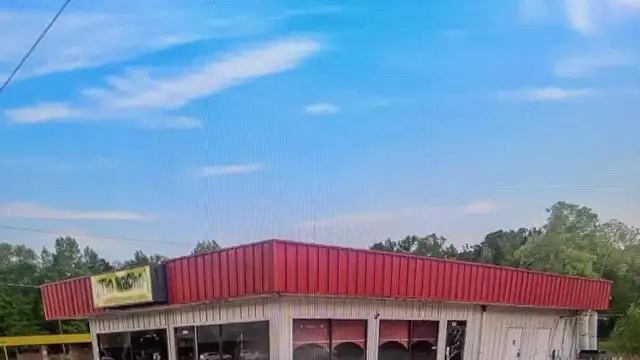 Fully Equipped Restaurant FOR SALE thumbnail 2