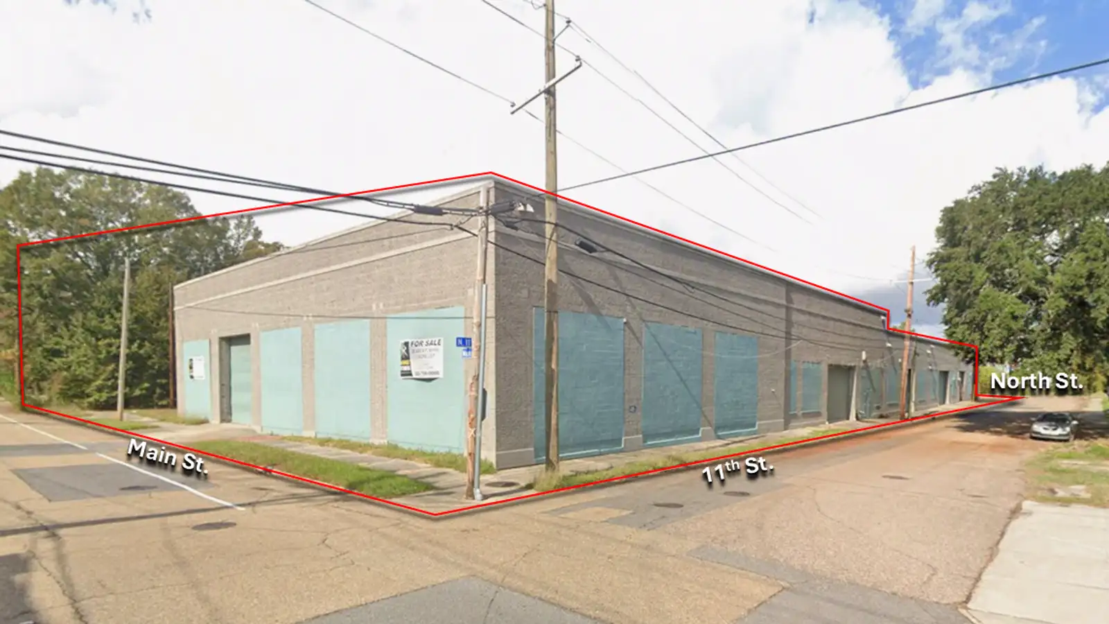 Free-Standing - Main, 11th, and North Street Frontage