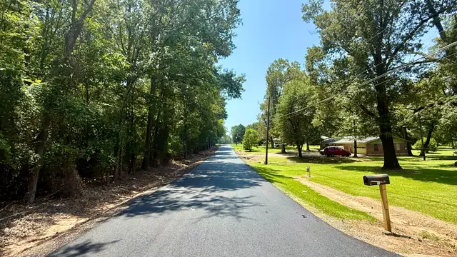 Devereaux Rd thumbnail 3