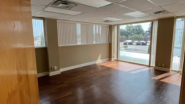 Office Space thumbnail 2