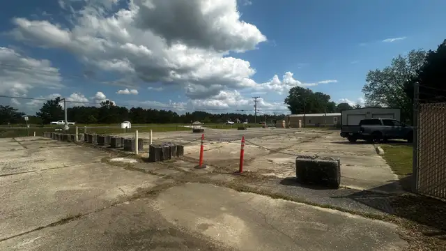 Hard Corner Lot For Sale thumbnail 4